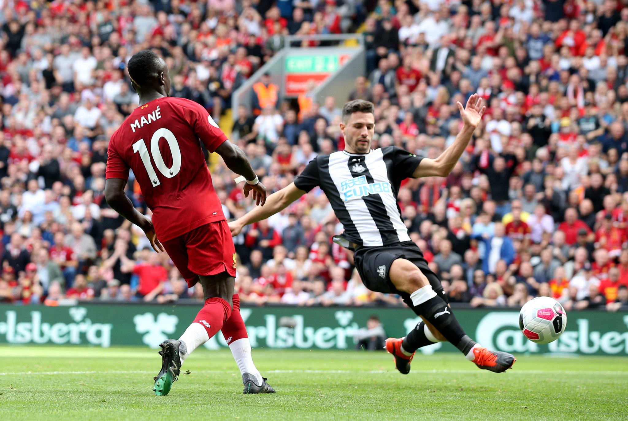 引领中国足 引领中国足